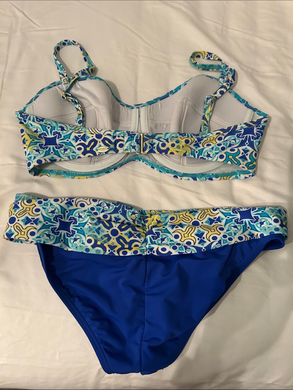 Blue Patterned Underwire Bikini Set - Picture 2 of 4